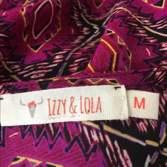 Izzy & Lola Women’s V Neck Keyhole Blouse Size Medium - Picture 5 of 5